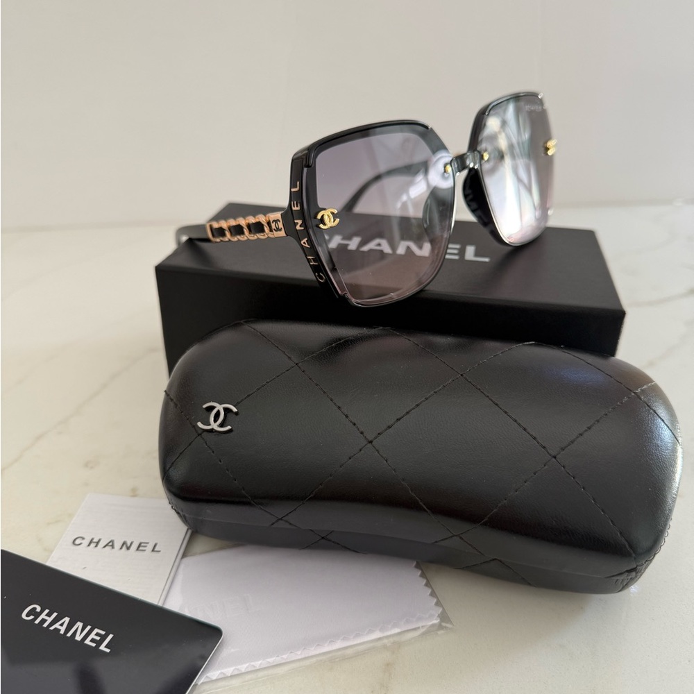 CHANEL Black and Gold Sunglasses - Picture 6 of 9